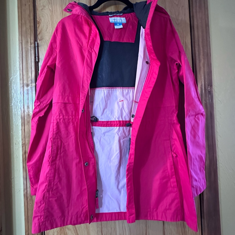 Columbia windbreaker